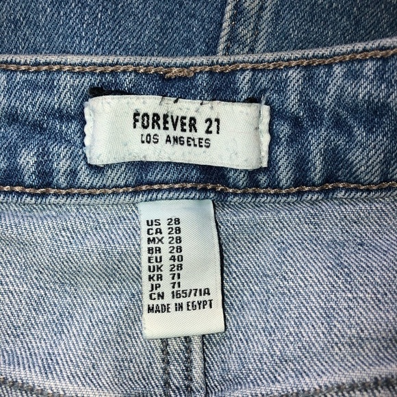 FOREVER 21 Stretch Distressed Medium Wash Denim Mini Skirt Sz 28 - Picture 6 of 7